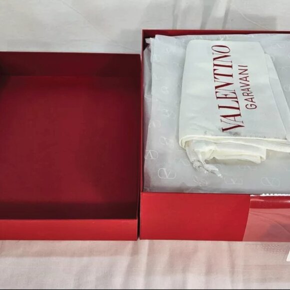 Valentino Garavani Women Rockstud Ankle Strap Pumps Tonal Studs 11 MSRP $1,150 - Picture 10 of 15